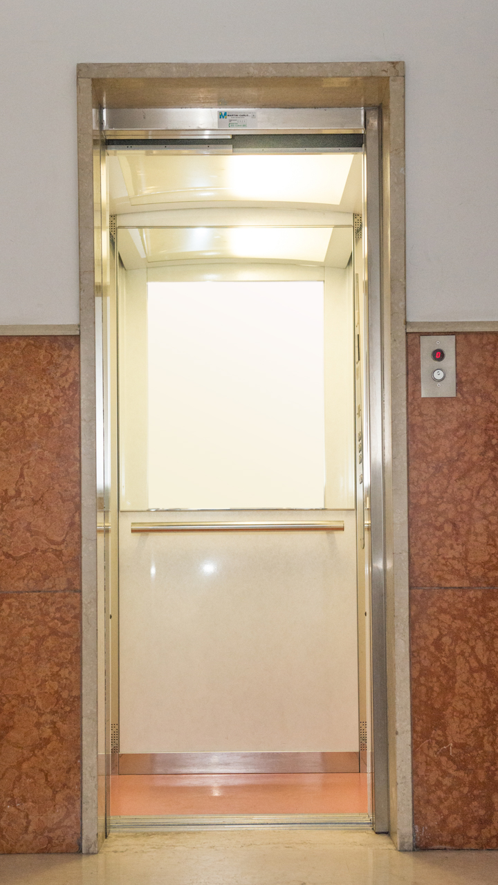 Restyling parziale di un ascensore